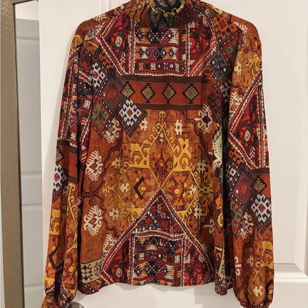 Local European Multicolor Patterned Blouse - Picture 2 of 7